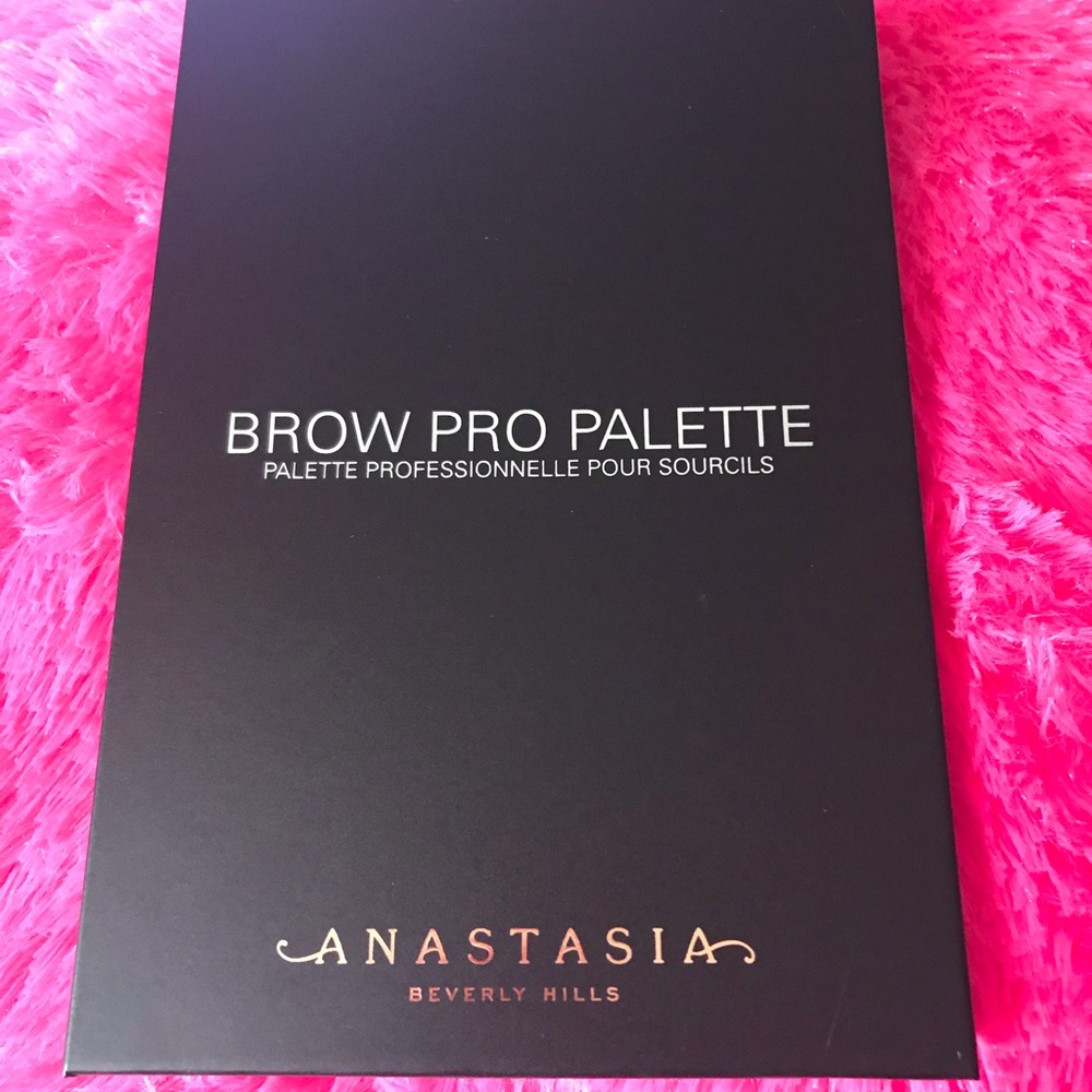 Anastasia Beverly Hills pro brow palette